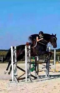 Cours de saut : Léa et Timoun